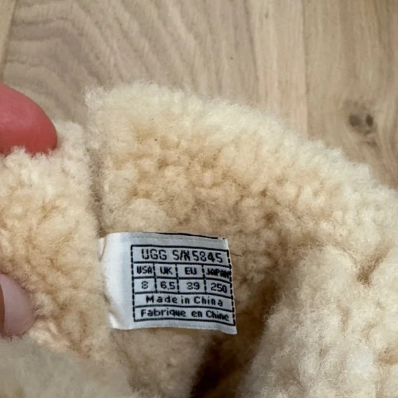 UGG Women's Tan Suede Winter Boots - Picture 6 of 6